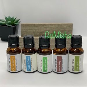 Simply Earth Essential Oil 15ml NIB Sealed